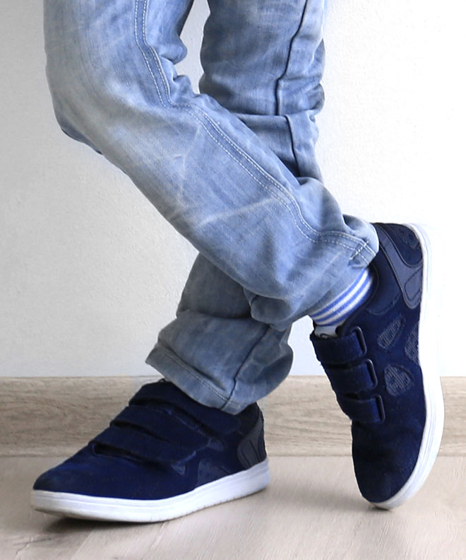 キッズインディゴスニーカー